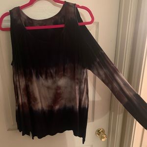 Long Sleeves With Peep Shoulder